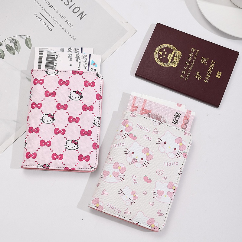 Travel Accessories India - Etui na paszport Hello Kitty dla
